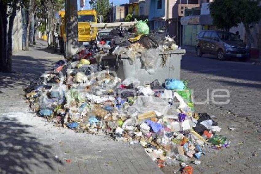 TEHUACÁN . BASURA