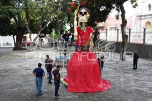 ATLIXCO . CATRINAS MONUMENTALES