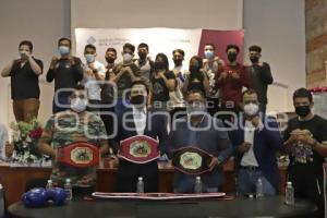BOX . GUANTES DE ORO