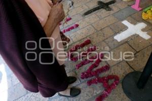 TLAXCALA . OFRENDA FEMINICIDIOS