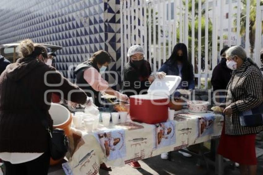 HOSPITAL DEL SUR . REGALAN COMIDA