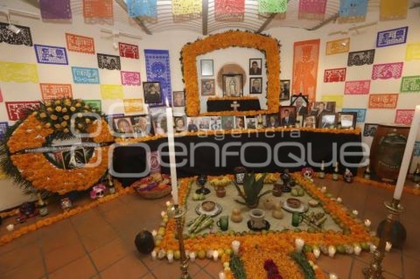 CHOLULA . OFRENDA VÍCTIMAS DE COVID-19