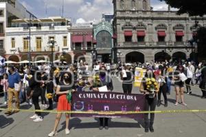 FEMINISTAS . CAMINATA LUCTUOSA