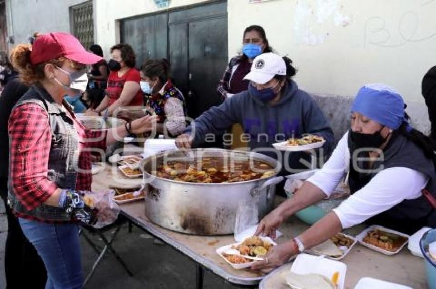 SAN PABLO XOCHIMEHUACÁN . ENTREGA ALIMENTOS