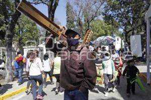 PANTEÓN MUNICIPAL . DÍA DE MUERTOS