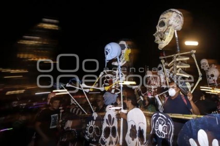 DESFILE DE CALAVERAS