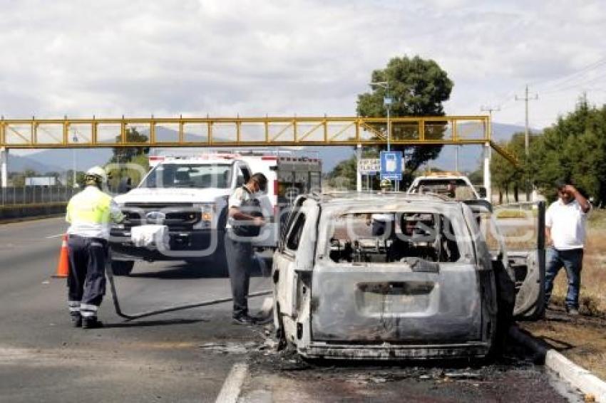 INCENDIO AUTOMÓVIL