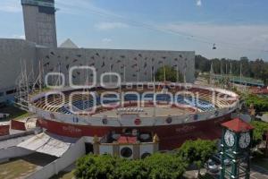 PLAZA DE TOROS . EL RELICARIO