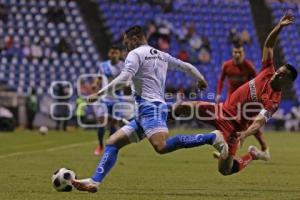 FUTBOL .  CLUB PUEBLA VS TOLUCA