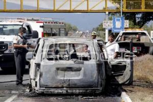 INCENDIO AUTOMÓVIL