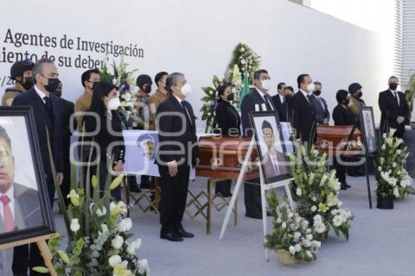 HOMENAJE AGENTES FISCALÍA