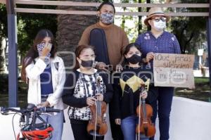 DÍA DEL MÚSICO . MANIFESTACIÓN