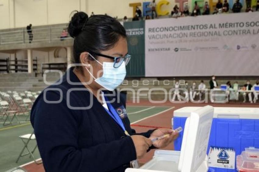 TEHUACÁN . VACUNA COVID-19