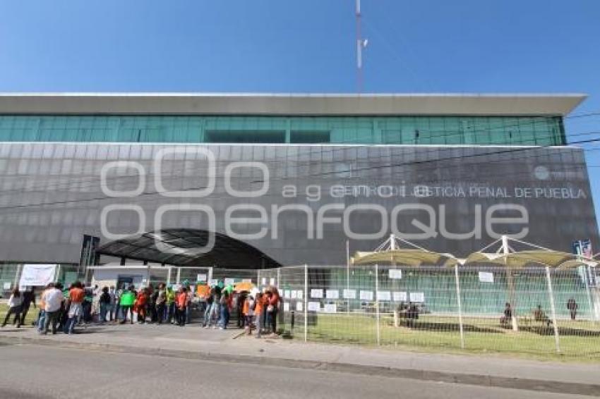 CASA DE JUSTICIA . PROTESTA UDLAP