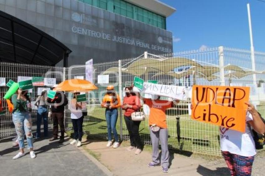 CASA DE JUSTICIA . PROTESTA UDLAP 