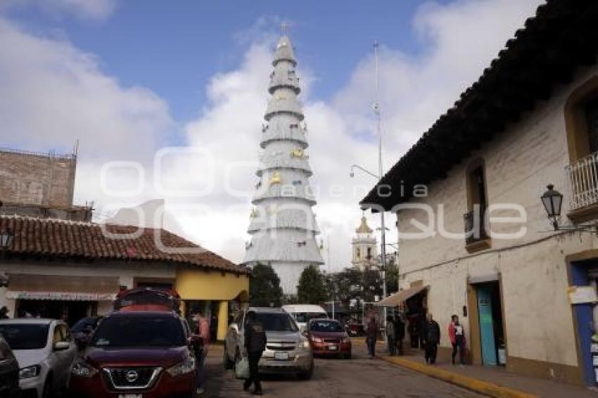 CHIGNAHUAPAN . ÁRBOL NAVIDAD