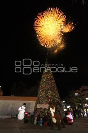 TLAXCALA . ENCENDIDO ÁRBOL