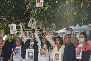 DESAPARECIDOS . ÁRBOL DE LA ESPERANZA