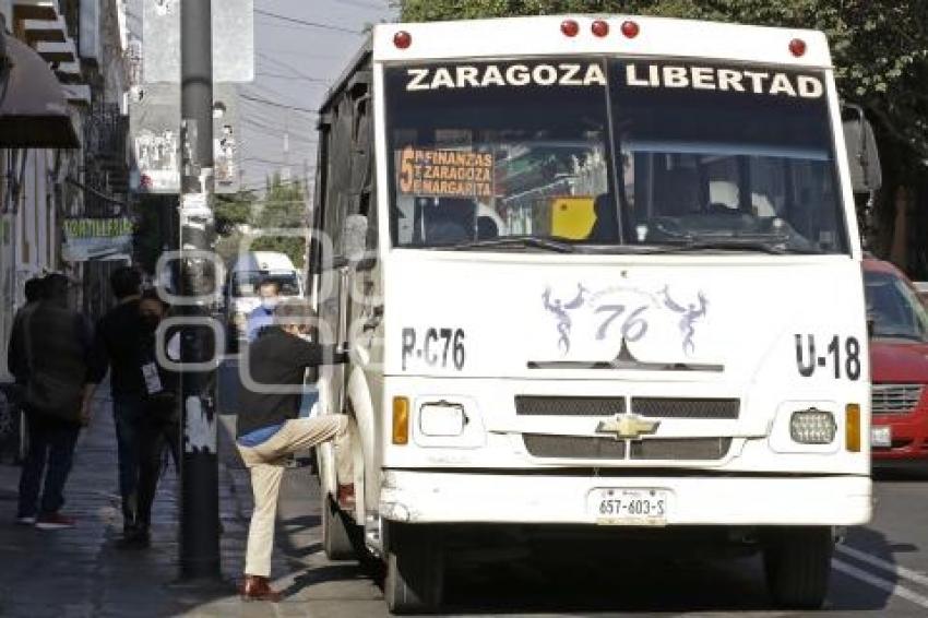 TRANSPORTE PÚBLICO