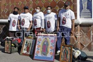 PEREGRINOS A LA BASÍLICA