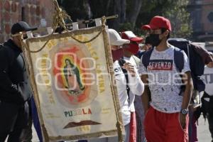 PEREGRINOS A LA BASÍLICA