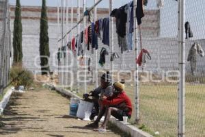 MIGRANTES . POLIDEPORTIVO XONACA