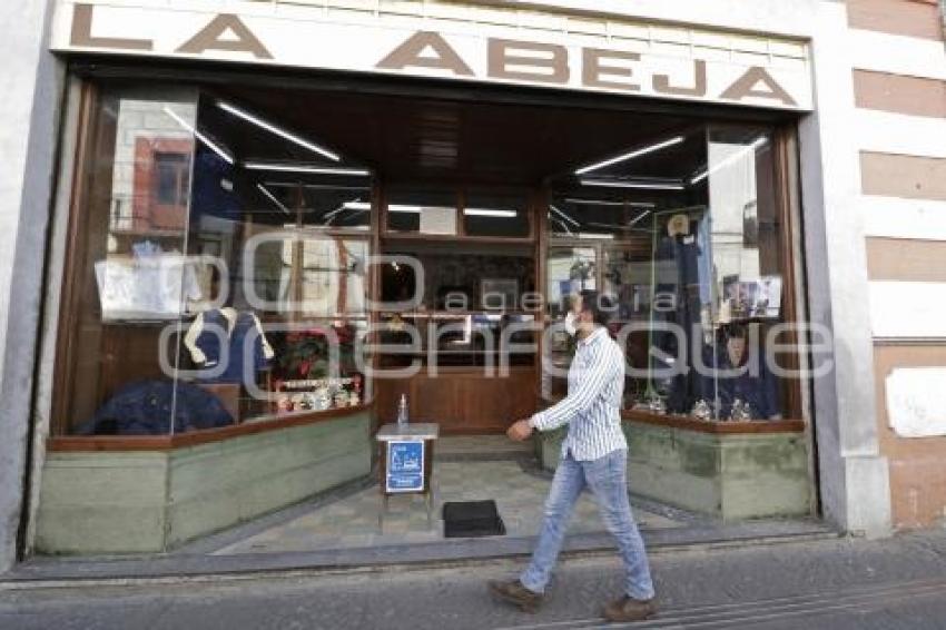 REAPERTURA . LA ABEJA