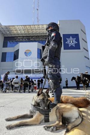 CHOLULA . ENTREGA UNIFORMES POLICÍA MUNICIPAL