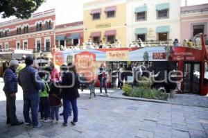 CENTRO HISTÓRICO . TURISTAS