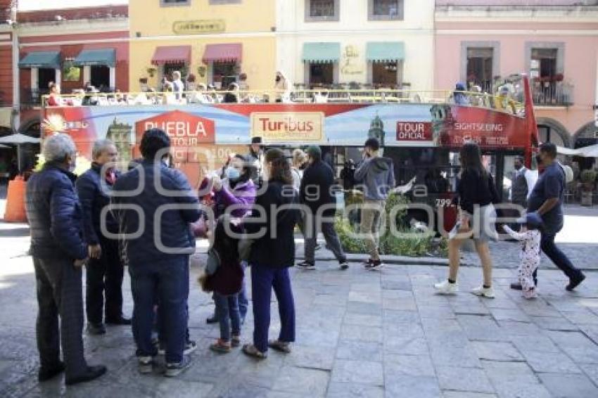 CENTRO HISTÓRICO . TURISTAS
