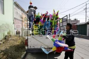 FABRICACIÓN DE PIÑATAS 