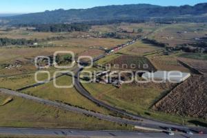 BLOQUEO AUTOPISTA . TLAXCO - TEJOCOTAL