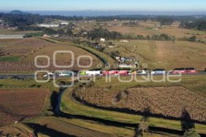 BLOQUEO AUTOPISTA . TLAXCO - TEJOCOTAL