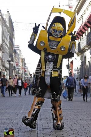 HOMBRE TRANSFORMER