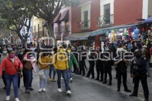 5 DE MAYO . OPERATIVO POLICIACO