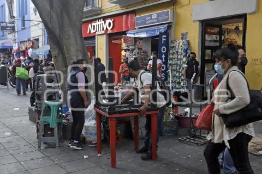 5 DE MAYO . OPERATIVO POLICIACO