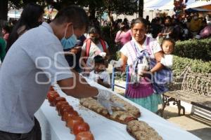 TOCHIMILCO . ROSCA MONUMENTAL 