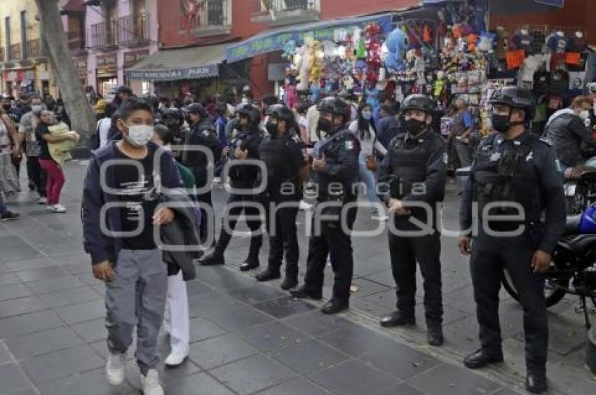 5 DE MAYO . OPERATIVO POLICIACO