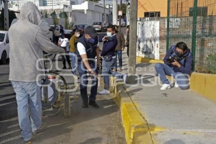 CHOLULA . ACERCAMIENTO CON COLONOS