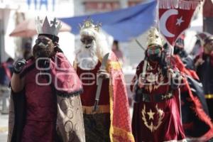 TRADICIONES . DOCE PARES DE FRANCIA