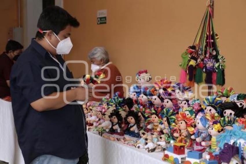 FERIA DEL JUGUETE ARTESANAL 