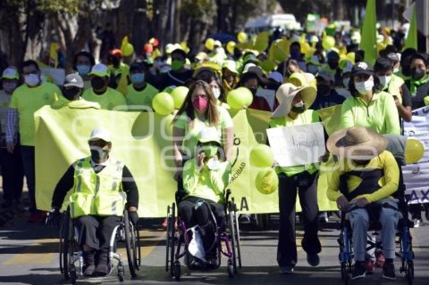 TLAXCALA . MARCHA PERSONAS CON DISCAPACIDAD