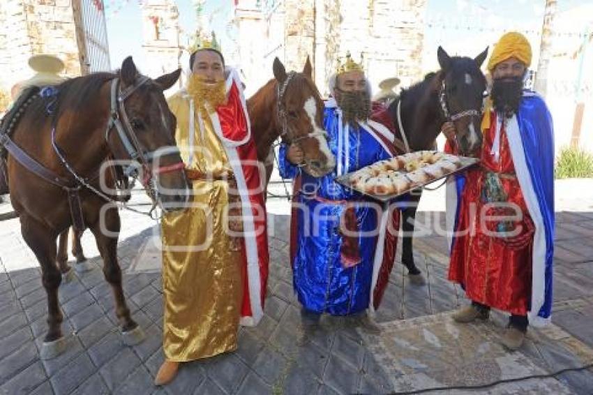 FERIA DE LA ROSCA DE REYES