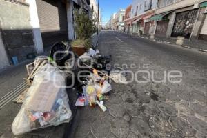 NAVIDAD . BASURA