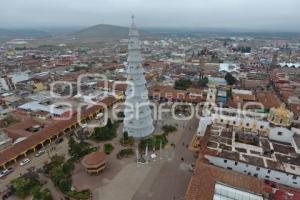 CHIGNAHUAPAN . ÁRBOL DE NAVIDAD