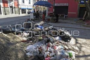 NAVIDAD . BASURA