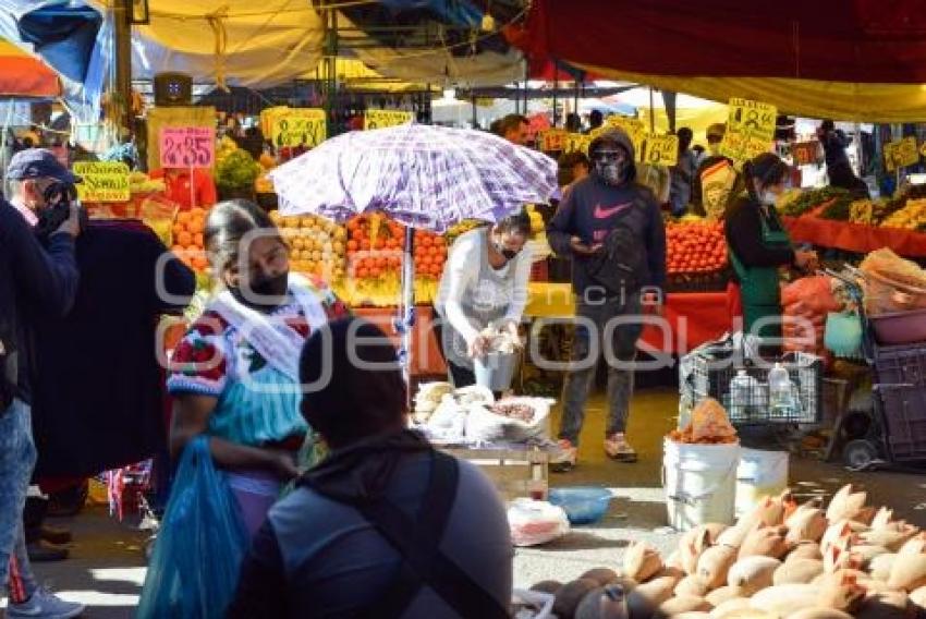 TLAXCALA . TIANGUIS SABATINO