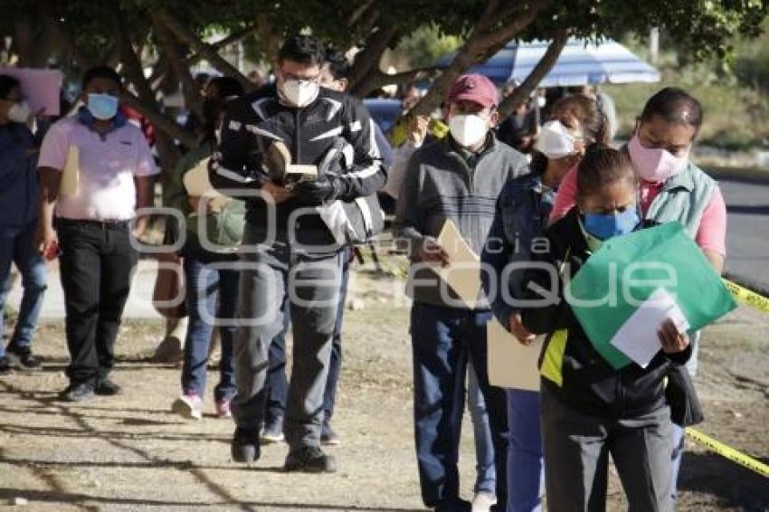 VACUNA COVID-19 . ACATLÁN