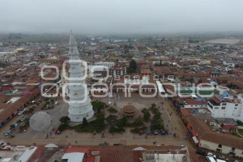 CHIGNAHUAPAN . ÁRBOL DE NAVIDAD