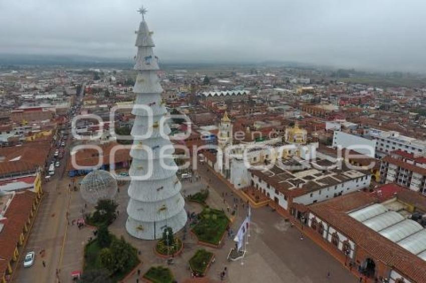 CHIGNAHUAPAN . ÁRBOL DE NAVIDAD